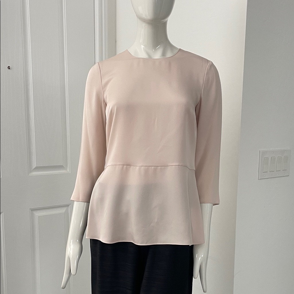 New!!! Theory Silk Top